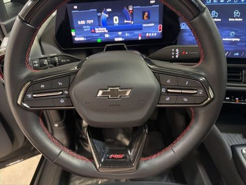 Used 2024 Chevrolet Equinox EV RS FWD image 13