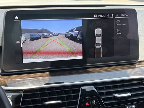 Used 2023 BMW 530e w/ Premium Package RWD image 29