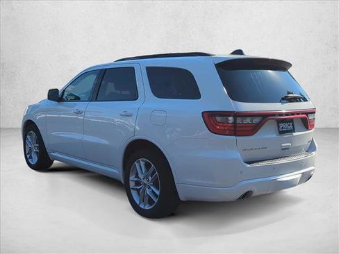 Used 2024 Dodge Durango GT image 3