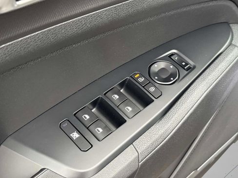 New 2026 Kia Sportage LX FWD image 20