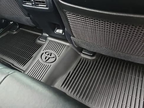 Used 2020 Toyota 4Runner TRD Off-Road Premium w/ Moonroof Package AWD/4WD image 85