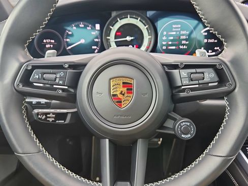 Certified 2022 Porsche 911 Carrera 4S AWD/4WD image 10