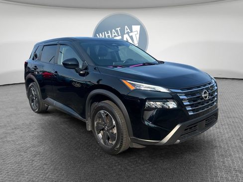 Used 2024 Nissan Rogue SV AWD/4WD image 1