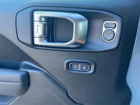 New 2026 Jeep Gladiator Sport image 13