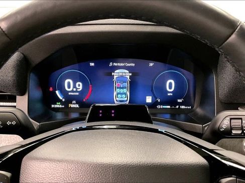 Used 2025 Ford Explorer Platinum image 27