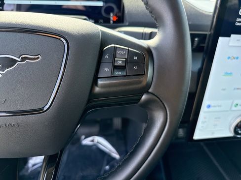 Certified 2025 Ford Mustang Mach-E Select image 16