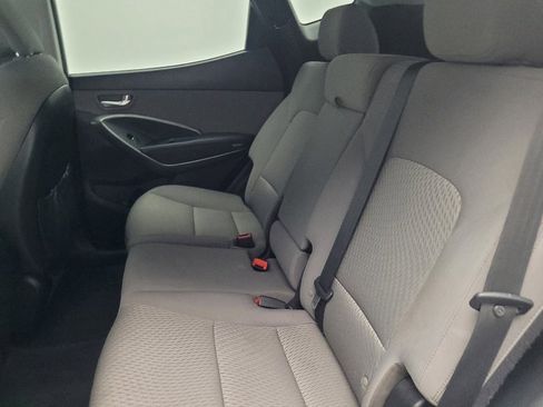 Used 2018 Hyundai Santa Fe Sport image 18