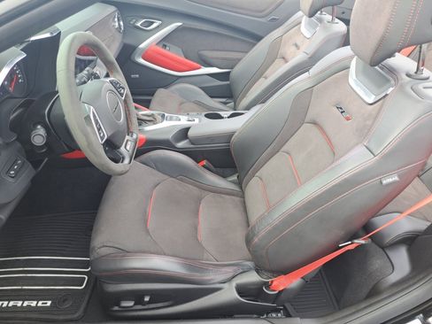 Used 2023 Chevrolet Camaro ZL1 RWD image 9