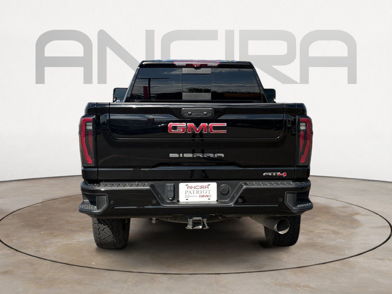 Used 2024 GMC Sierra 2500 AT4 w/ AT4 Premium Plus Package AWD/4WD image 9