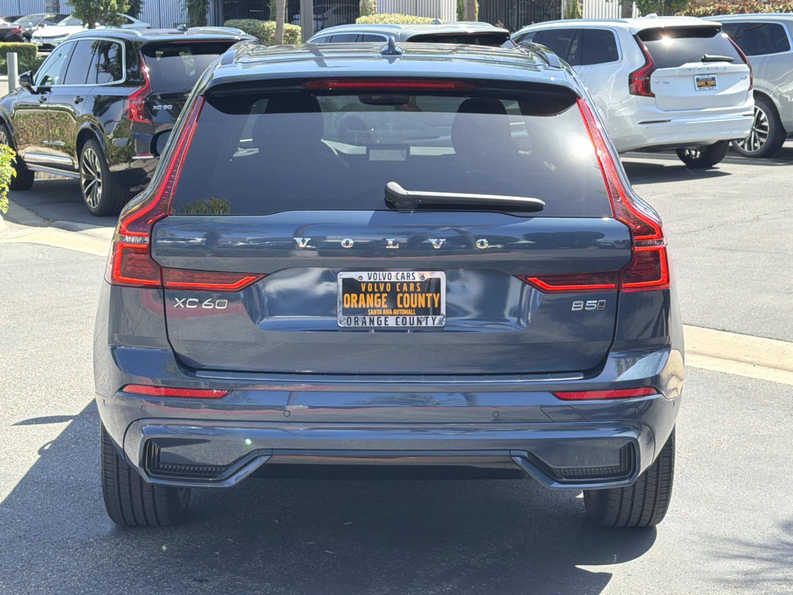 Certified 2026 Volvo XC60 B5 Plus AWD/4WD image 6
