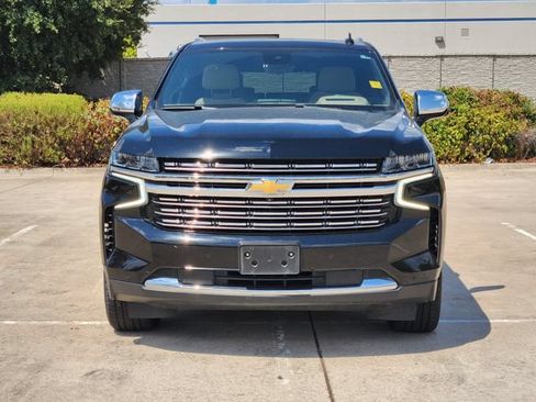 Used 2023 Chevrolet Suburban Premier w/ Premium Package AWD/4WD image 2