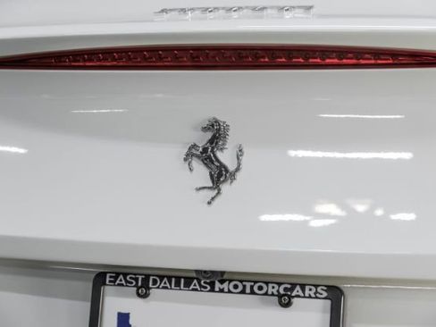 Used 2015 Ferrari California T image 52