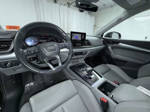 Used 2019 Audi Q5 2.0T Premium Plus w/ Premium Plus Package image 16