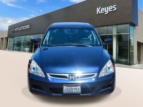 Used 2007 Honda Accord EX image 2