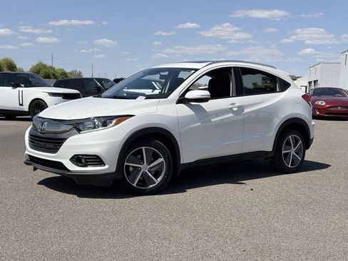 Used 2022 Honda HR-V EX image 2