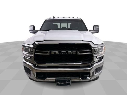 Used 2024 RAM 3500 Tradesman w/ Chrome Appearance Group image 3