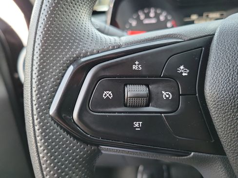 Used 2025 Chevrolet Trax LS image 7