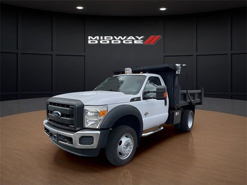 Used 2015 Ford F550 4x4 Regular Cab Super Duty image 2