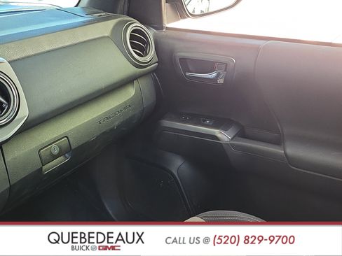 Used 2022 Toyota Tacoma TRD Off-Road RWD image 16