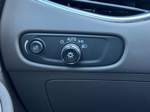 Used 2023 Chevrolet Malibu LT w/ LPO, Floor Liner Package FWD image 31