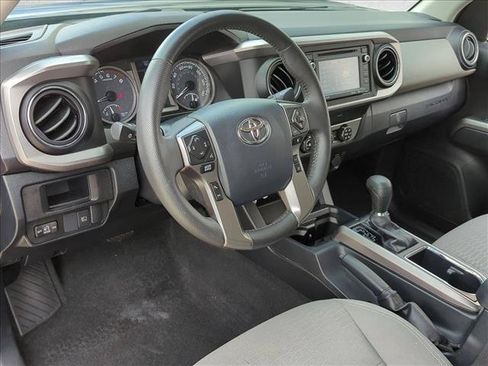 Used 2019 Toyota Tacoma SR5 RWD image 10
