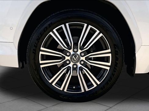 Certified 2025 Lexus LX 700h Luxury w/ Appearance Package AWD/4WD image 11