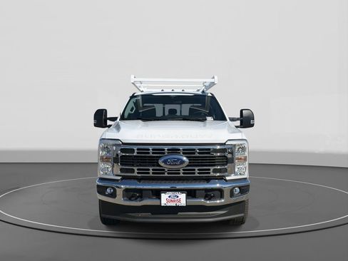 New 2026 Ford F350 XL w/ XL Chrome Package image 3