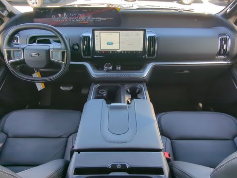 New 2025 Ford Expedition Platinum w/ Stealth Performance Package image 13