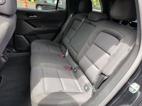 Used 2025 Chevrolet Equinox LT AWD/4WD image 28