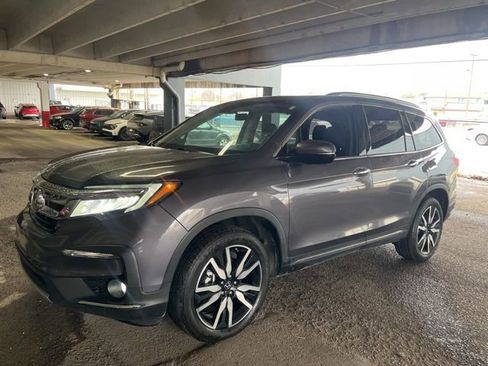 Used 2022 Honda Pilot Touring image 3