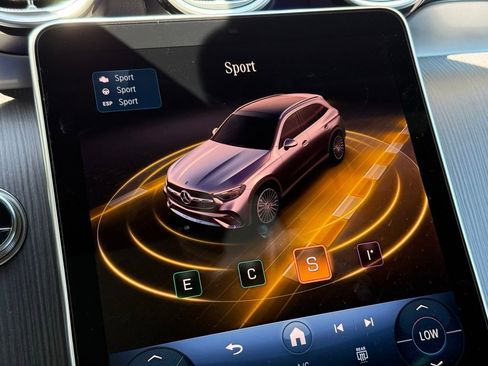 New 2026 Mercedes-Benz GLC 300 image 7