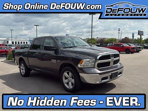 Used 2023 RAM 1500 Classic SLT AWD/4WD image 1