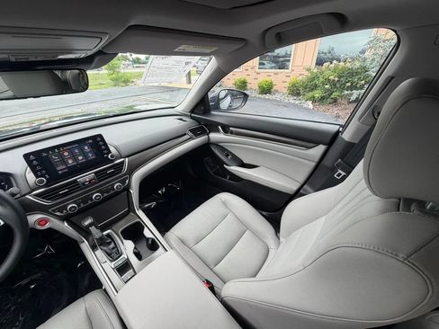 Used 2018 Honda Accord EX-L image 41