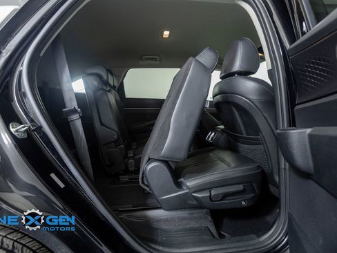 Used 2024 Kia Sorento S image 35