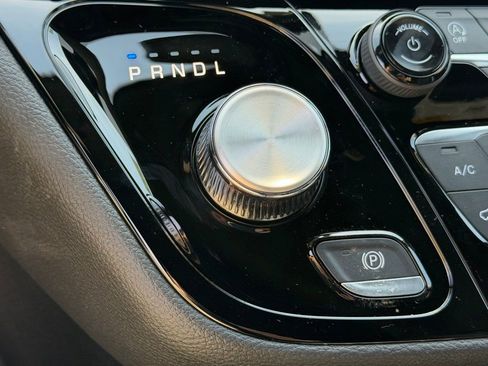 New 2026 Chrysler Pacifica Select image 21