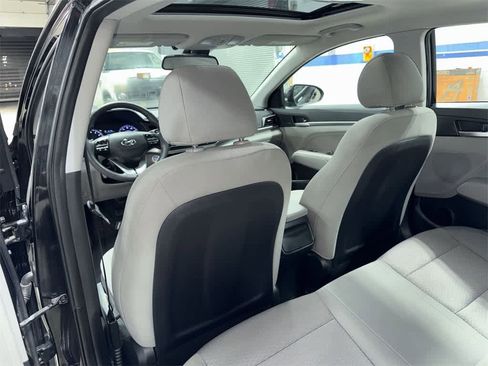 Used 2020 Hyundai Elantra Value Edition image 26