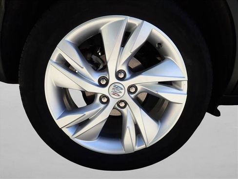Used 2024 Buick Encore GX Preferred FWD image 7