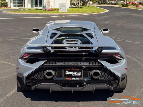 Used 2023 Lamborghini Huracan Tecnica image 58