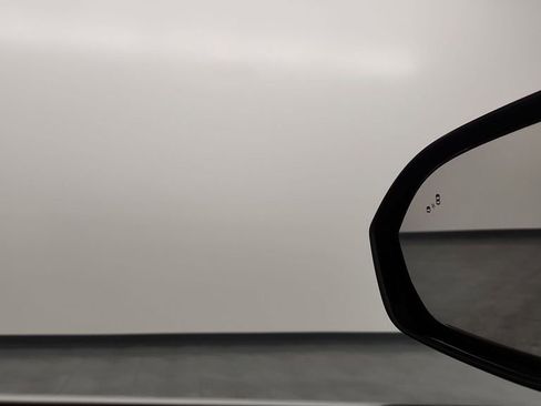 Used 2021 Lincoln Corsair FWD w/ Equipment Group 101A image 19