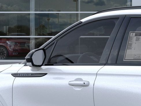 New 2026 Lincoln Corsair Premiere image 20
