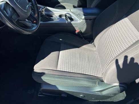 Used 2020 Dodge Challenger SXT image 10