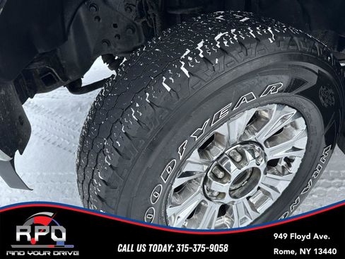 Used 2018 Ford F250 Lariat w/ Chrome Package image 10