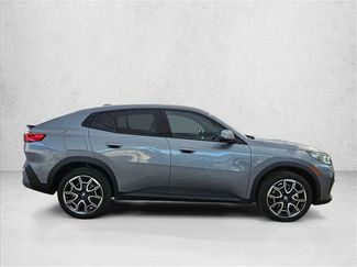 Used 2025 BMW X2 xDrive28i AWD/4WD video 4