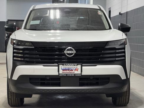 New 2026 Nissan Kicks S image 24