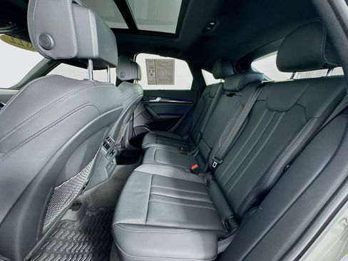 Used 2022 Audi SQ5 Prestige image 23