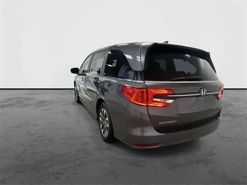 Certified 2024 Honda Odyssey EX-L image 2
