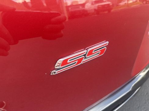 Used 2017 Chevrolet Camaro SS RWD image 28