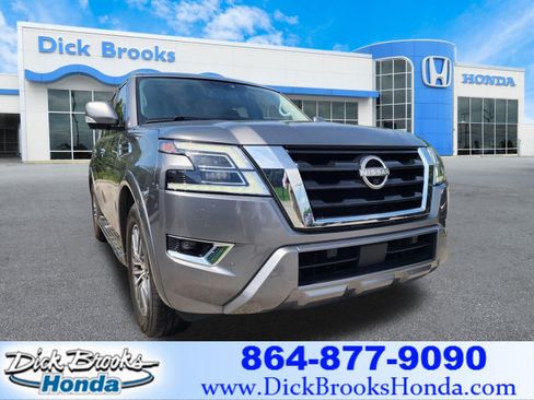 Used 2023 Nissan Armada SL w/ Captain's Chairs Package AWD/4WD image 1