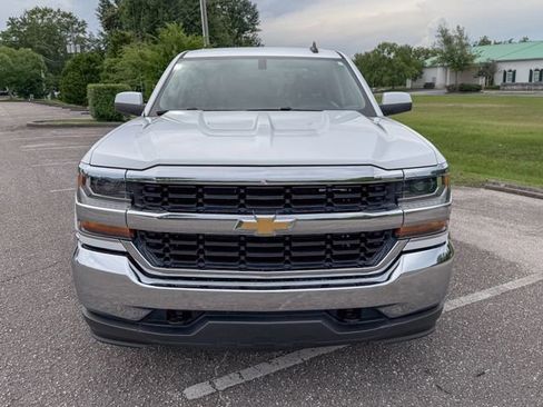 Used 2018 Chevrolet Silverado 1500 LT w/ Trailering Package AWD/4WD image 10