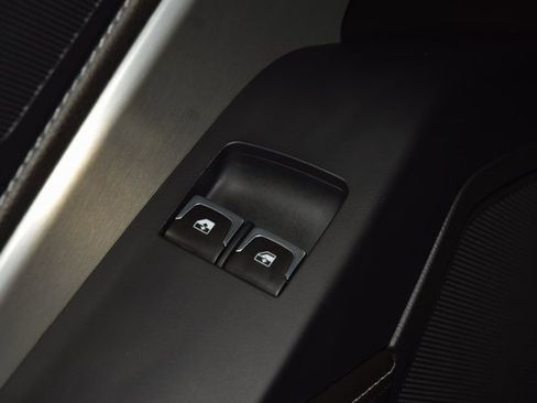 Used 2016 Chevrolet Corvette Stingray Convertible w/ Battery Protection Package image 47